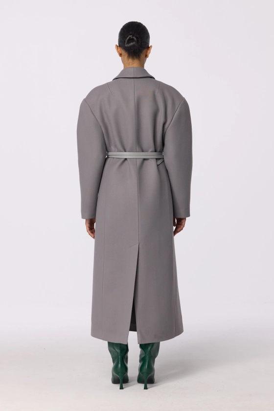 Двобортне пальто з акцентним плечем 