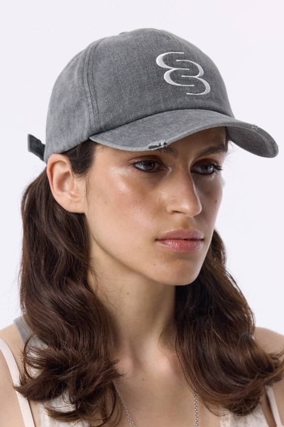 Кепка Bazhane з вишивкою BB 