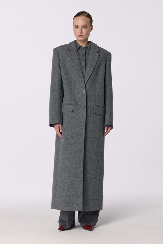 Пальто прямого крою 