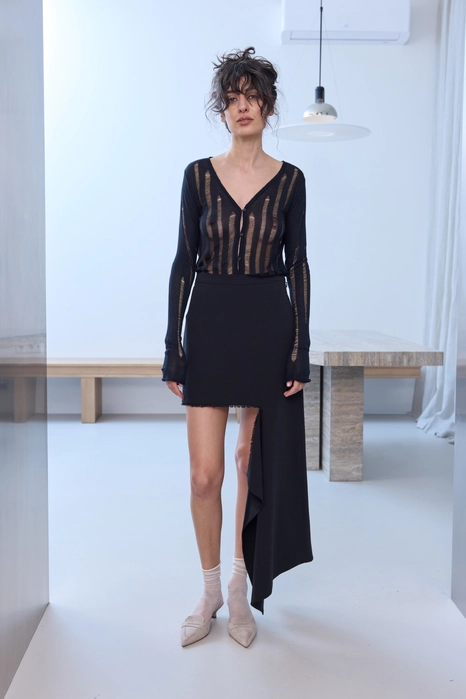 Спідниця котонова міні з відрізаною деталлю