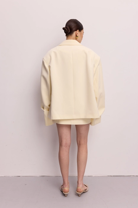 Жакет котоновий оверсайз зі збіркою на рукаві