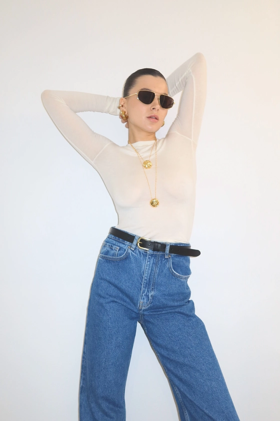 Лонгслів приталений напівпрозорий 