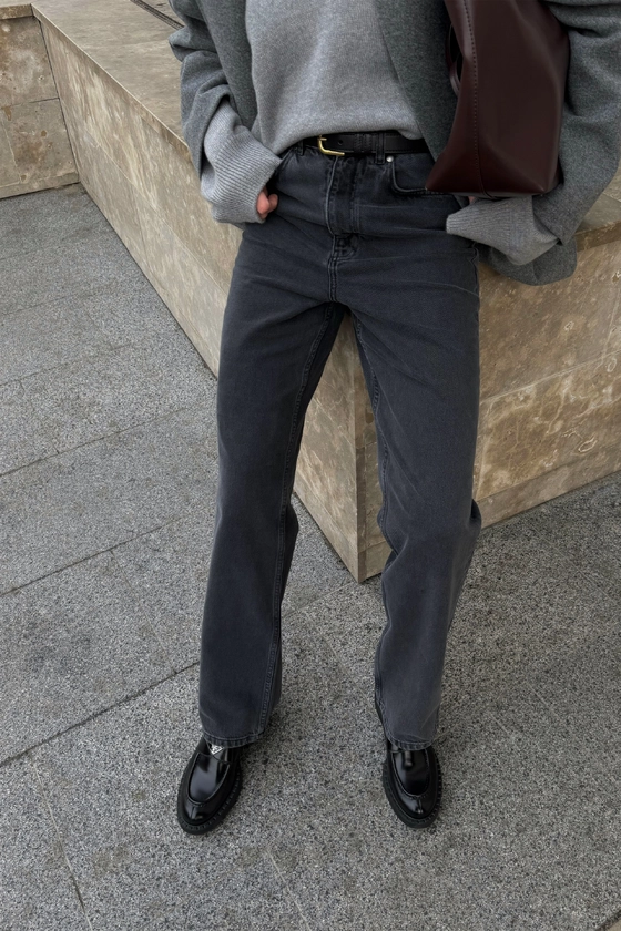 Джинси прямого крою 