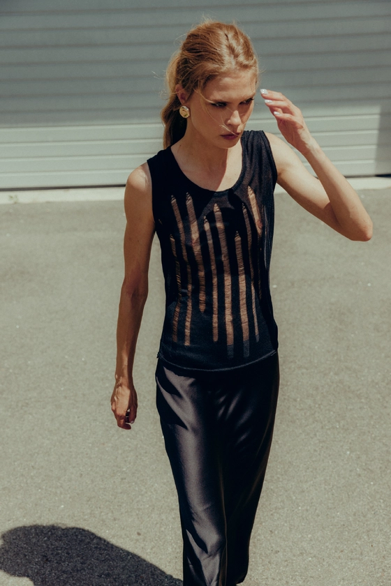 Майка в'язана 