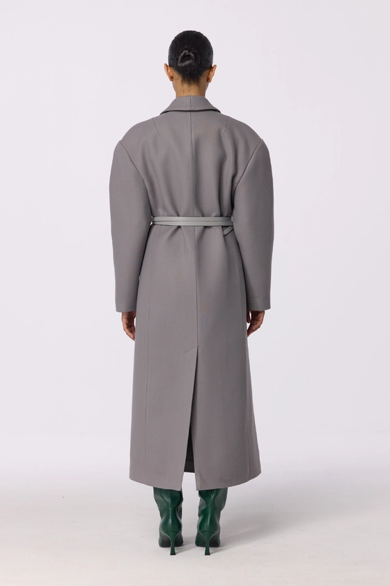 Двобортне пальто з акцентним плечем 