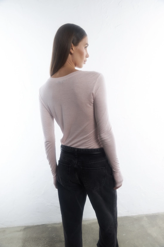 Лонгслів приталений напівпрозорий 