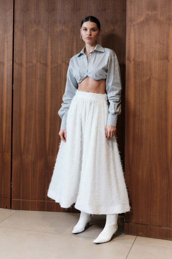 Спідниця-кльош міді з текстурою 