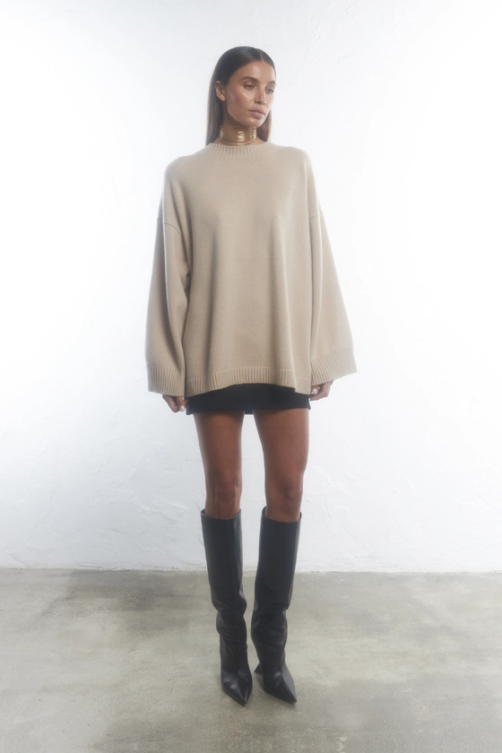 Светр подовжений оверсайз 