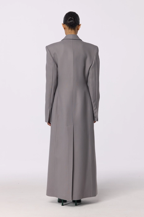 Пальто приталене з акцентним плечем