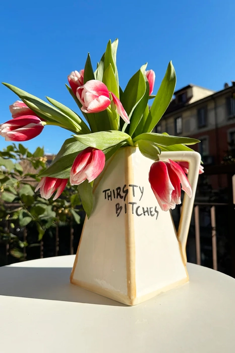 Глечик THIRSTY B*TCHES, Musae