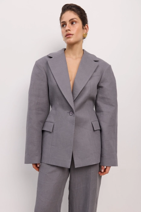 Hourglass linen blazer
