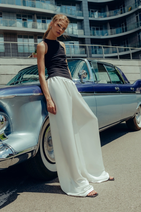 Брюки атласні з імітацією мереживної білизни 