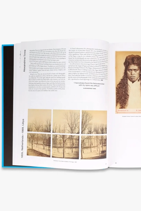 Книга A World History of Women Photographers