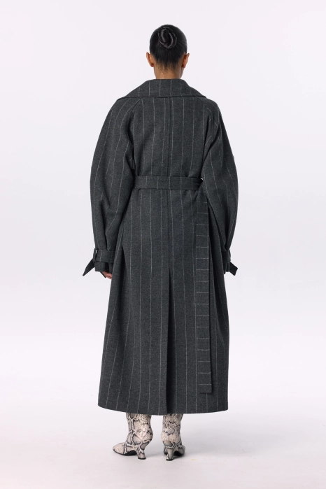 Maxi coat with dropped sleeves