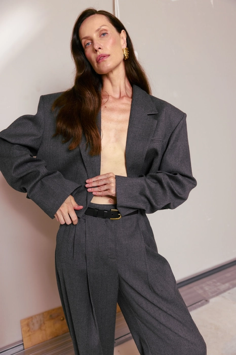 Жакет кроп вовняний зі збіркою на рукаві