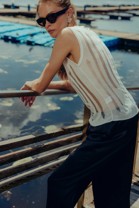 Майка в'язана