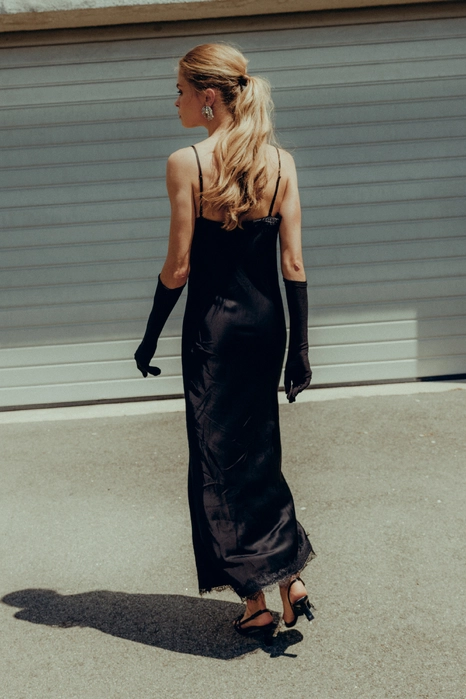 Сукня максі з мереживом