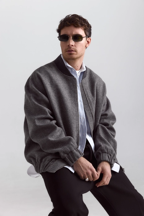 Bomber jacket made of coat fabric