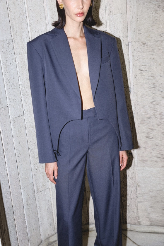 Жакет кроп вовняний з гартерами 