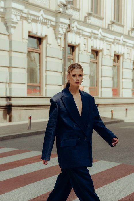 Жакет лляний двобортний оверсайз з підплічниками