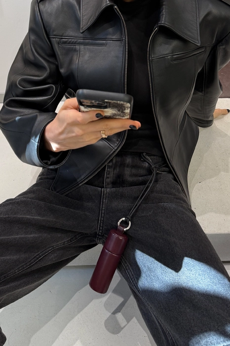 Шкіряний кейс на ремінці Bazhane x Sych